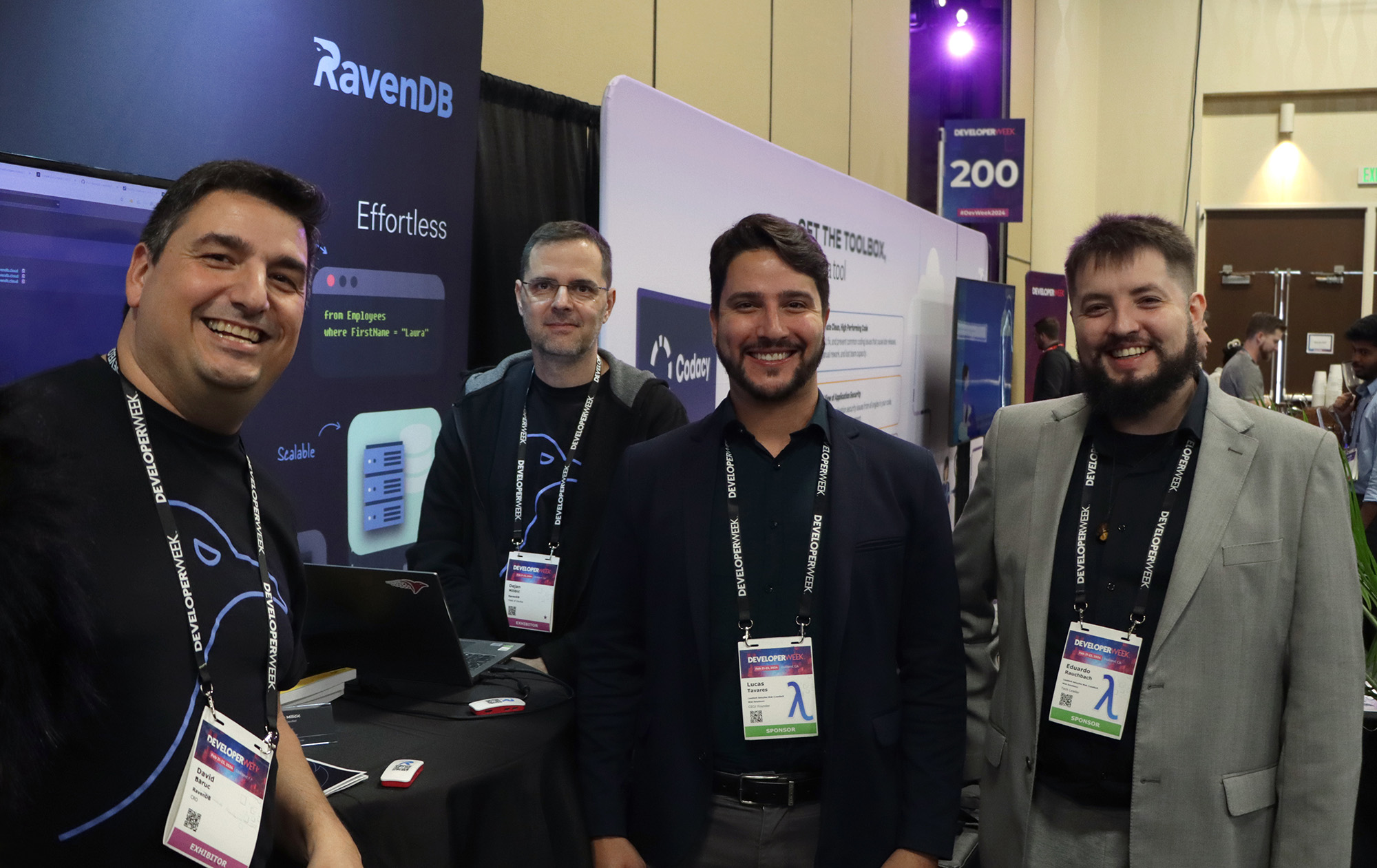 David Baruc, Dejan Milicic, Lucas Tavares e Eduardo Rauchbach Foto com David Baruc, Dejan Milicic, Lucas Tavares e Eduardo Rauchbach na Developer Week, São Francisco - EUA